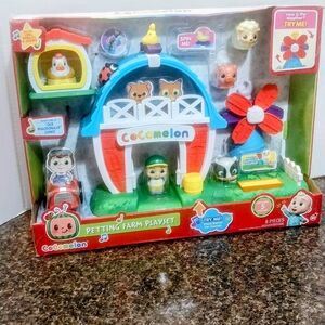 CoComelon Petting Farm Playset - Red, Blue, White